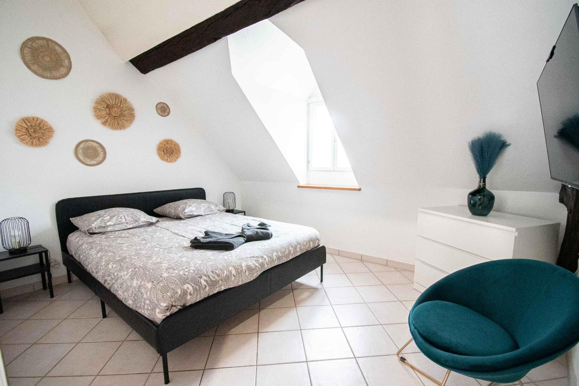 Residence Le Zola Compose De 3 Appartements Distincts En Hyper Centre De Dijon Avec Wifi Ngoại thất bức ảnh