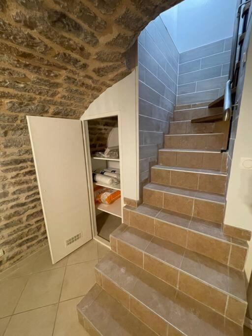 Residence Le Zola Compose De 3 Appartements Distincts En Hyper Centre De Dijon Avec Wifi Ngoại thất bức ảnh
